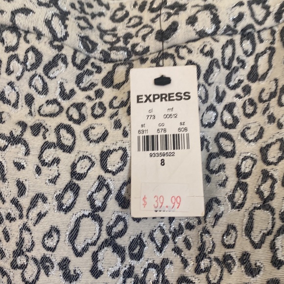 Express black and white skorts - Picture 4 of 4